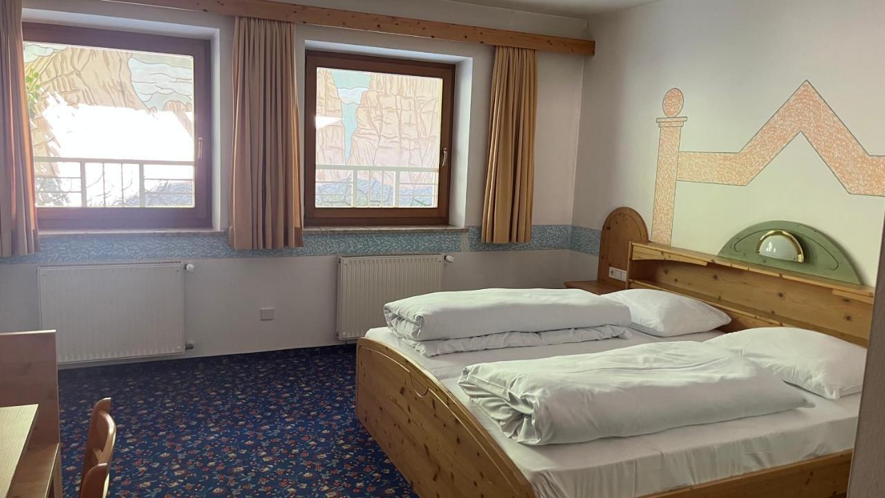 Hotel Saxl Campo di Trens Exteriör bild